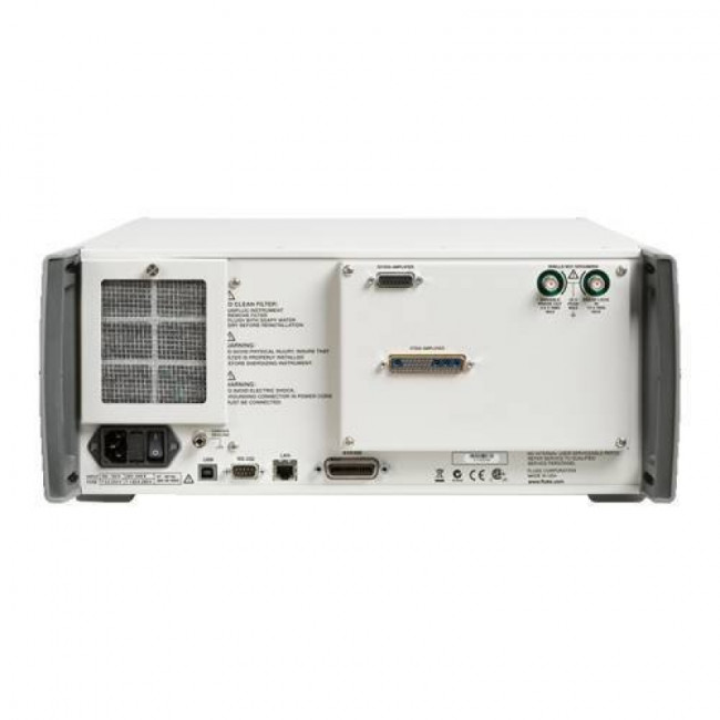 Высокопроизводительный многофункциональный калибратор Fluke 5730A 230 Высокопроизводительный многофункциональный калибратор Fluke 5730A 230